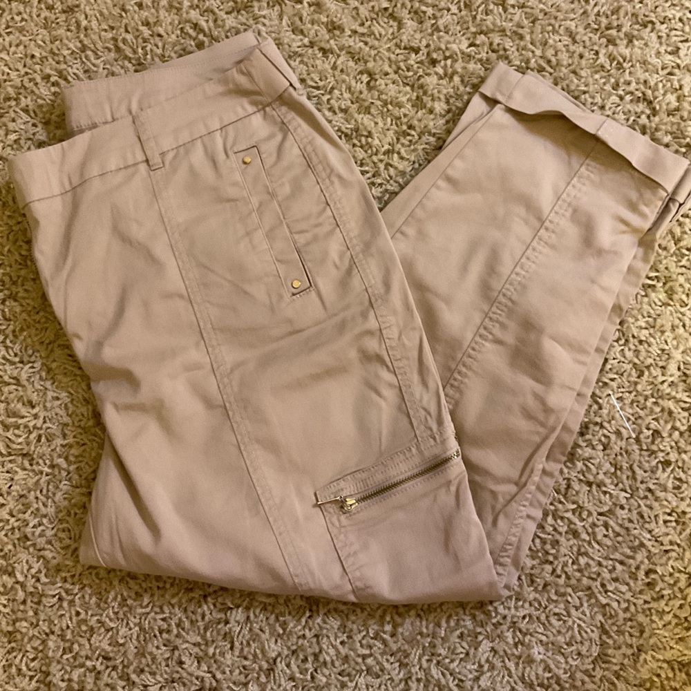 ❌ SALE ❌ Chicos Tan Crop pants